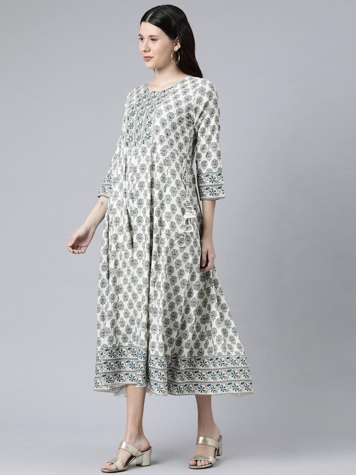 Neerus Peacock Color Rayon Fabric Kurta