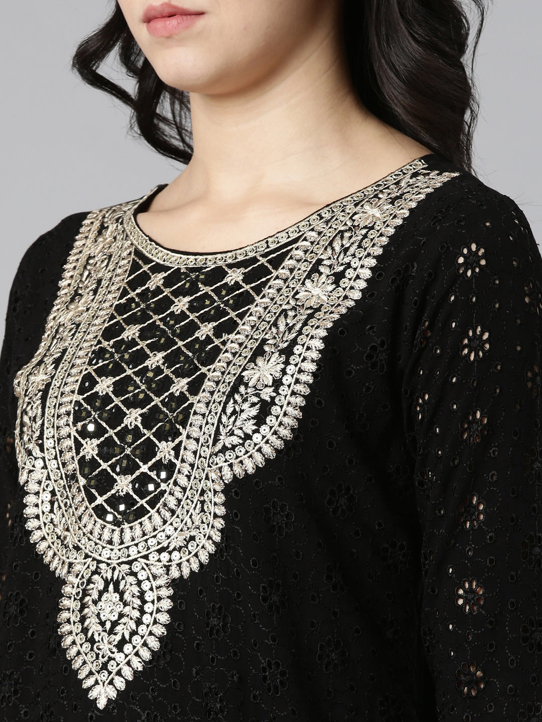 Neerus Black Regular Straight Solid Readymade Suits