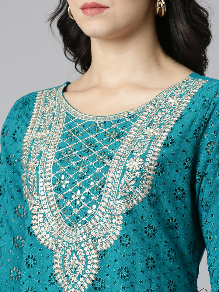 Neerus Green solid straight kurta set with trouser and dupatta - detail view 1