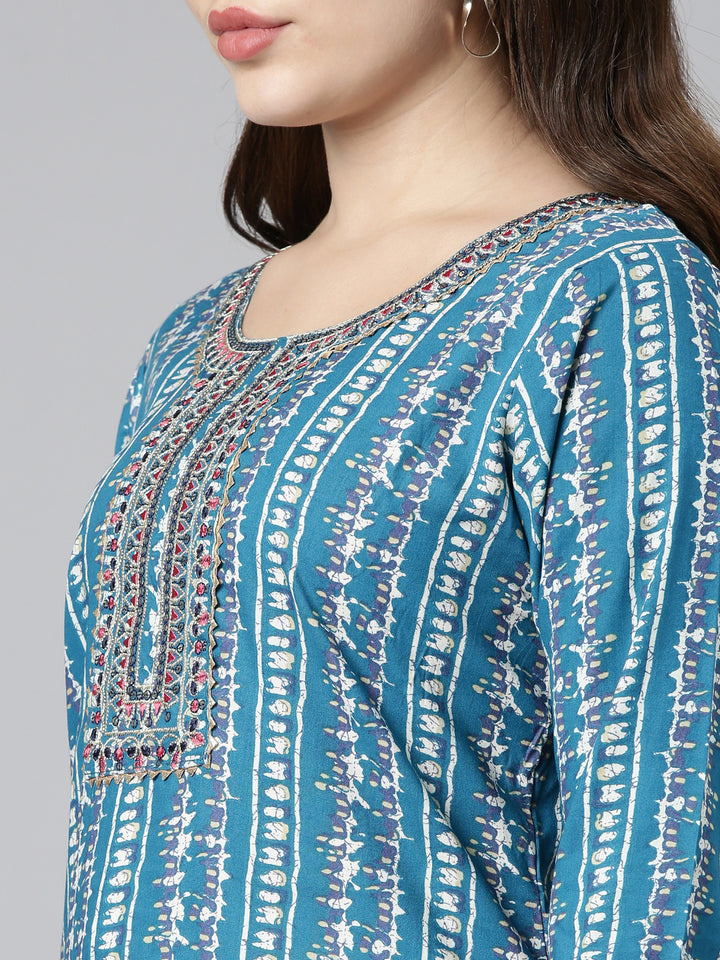 Neerus Green printed straight kurta set with palazzo - detail view 1