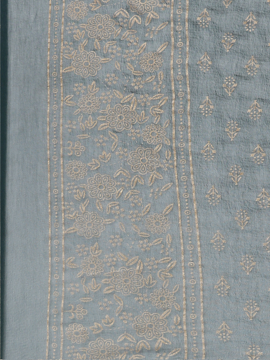 Neerus Green rayon printed suit set - detail view 2