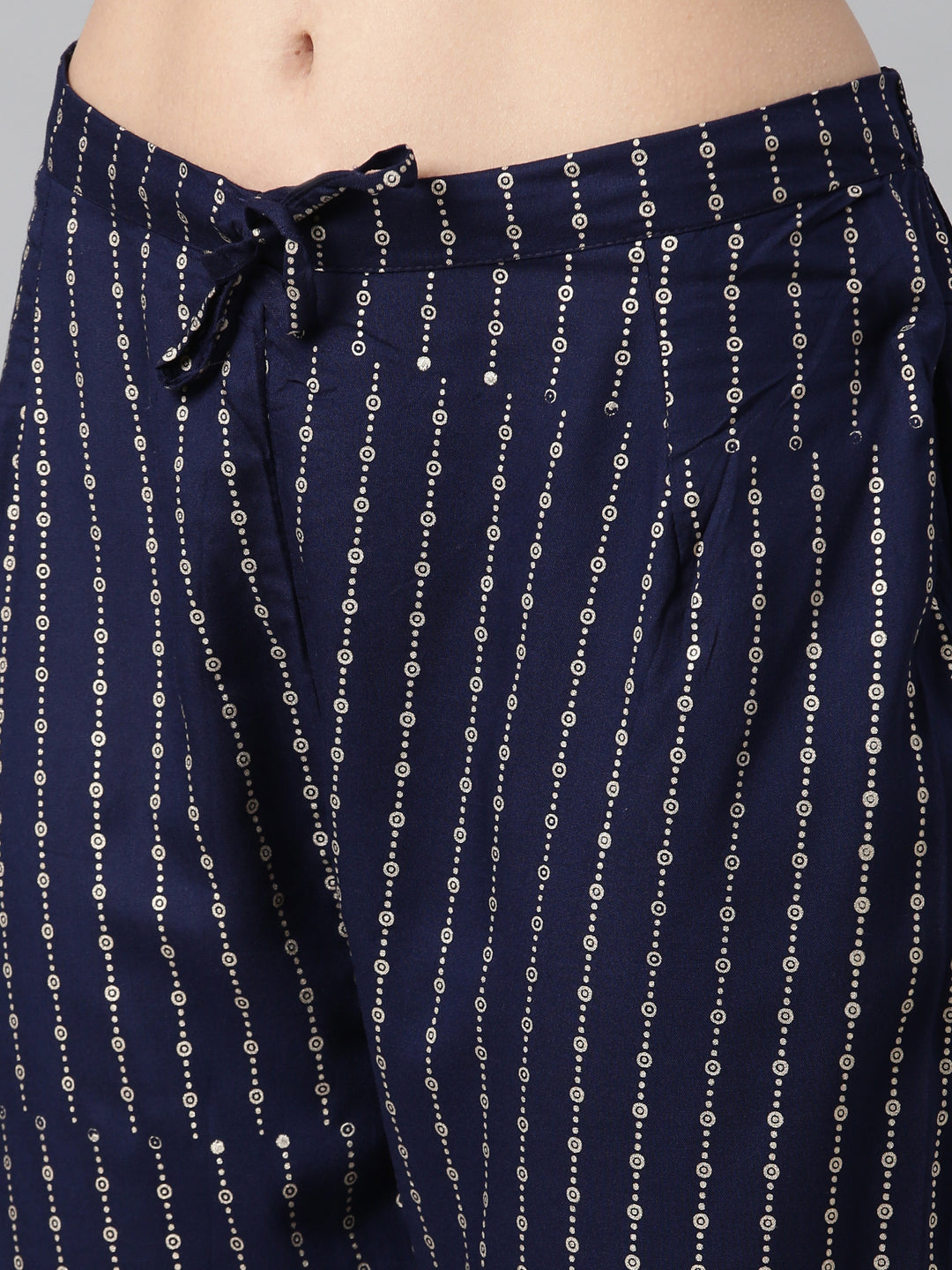 Neerus Blue Rayon Printed Suit Set - detail view 3