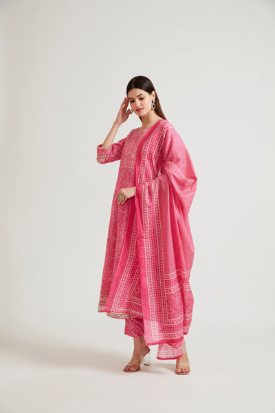 Neerus Women Magenta Sequinned Kurta with Churidar  With Dupatta