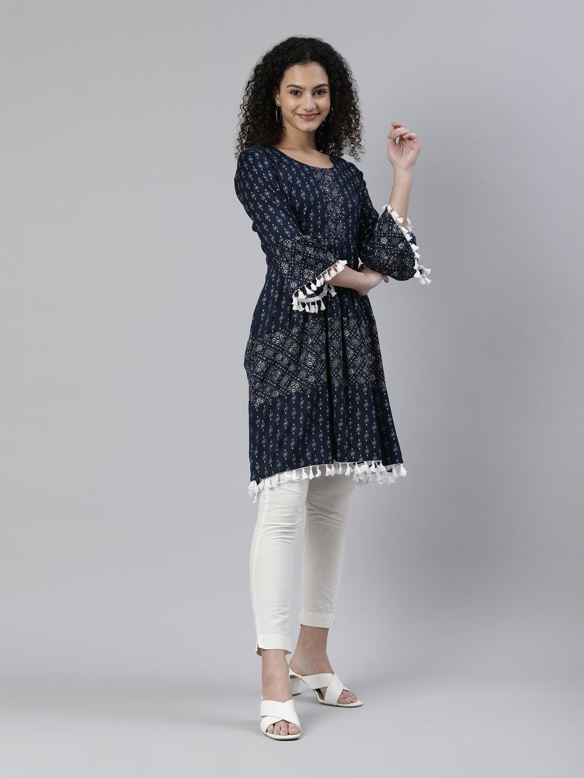 Neerus Women Navy Blue Geometric Printed Kurta