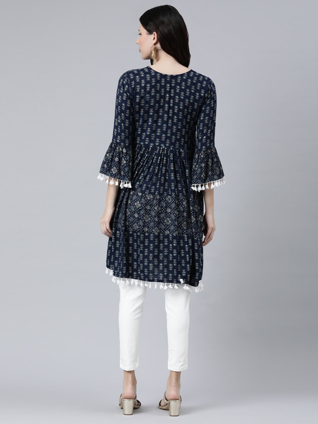 Neeru's Women Navy Blue Geometric Printed Kurta