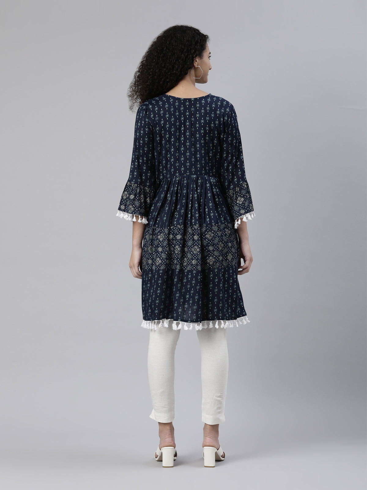 Neerus Women Navy Blue Geometric Printed Kurta