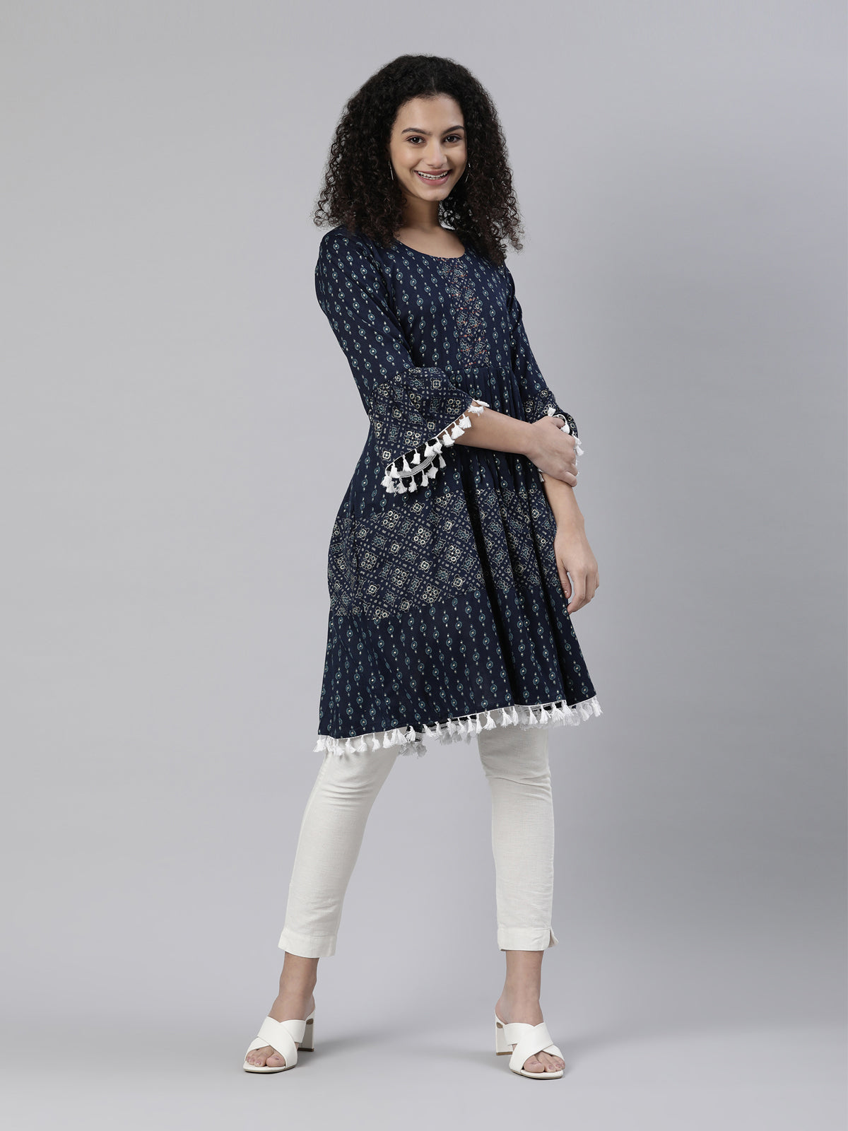 Neerus Women Navy Blue Geometric Printed Kurta