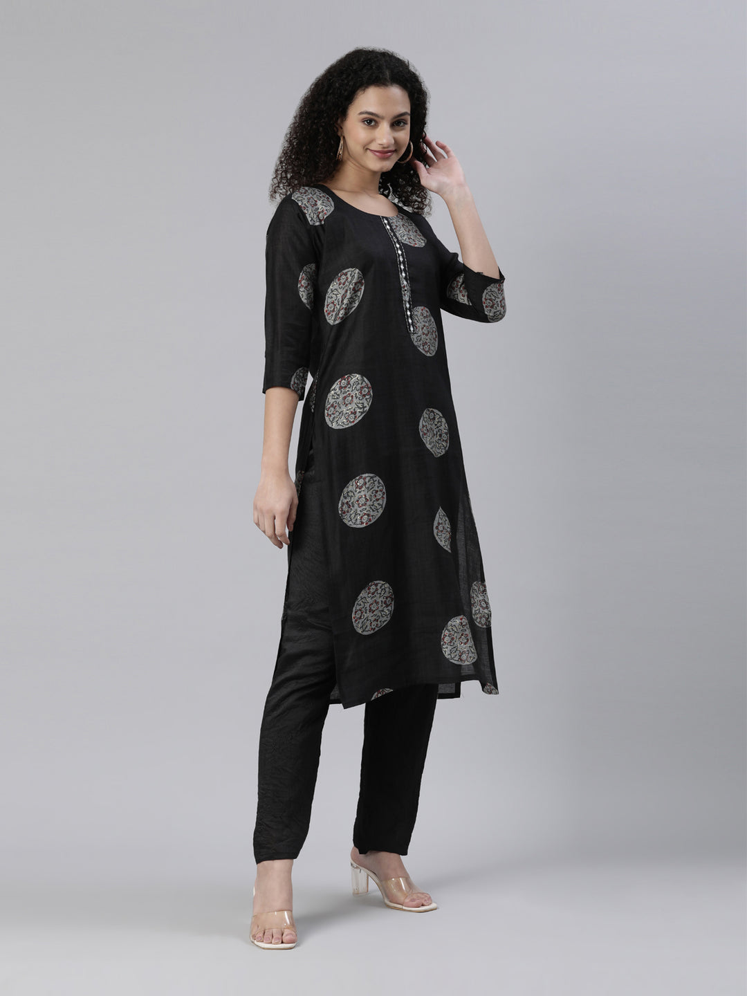 Neerus Multi ethnic mirror work suit set - side view