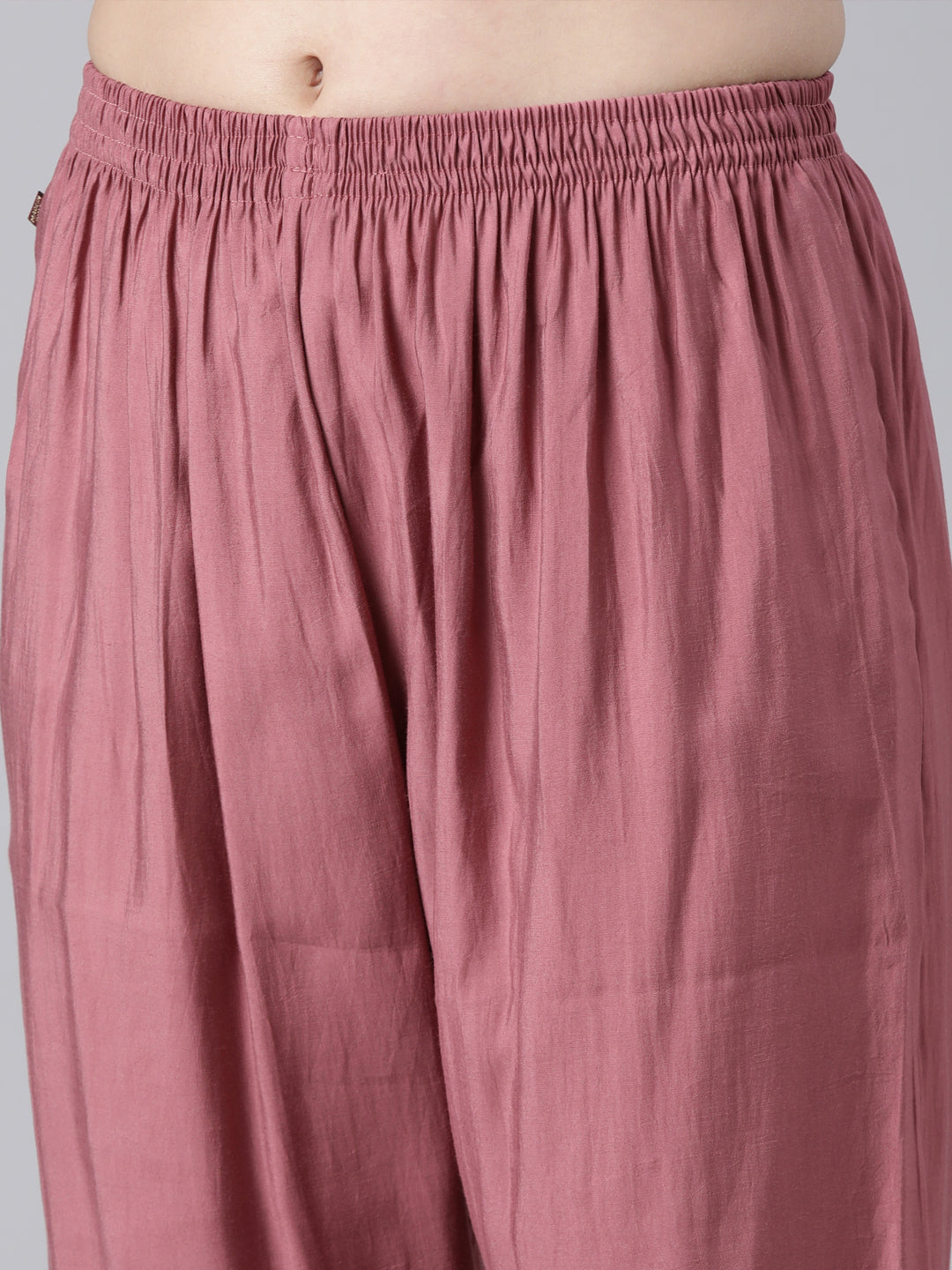 Neerus Pink solid straight suit set kurta trouser dupatta - detail view 3