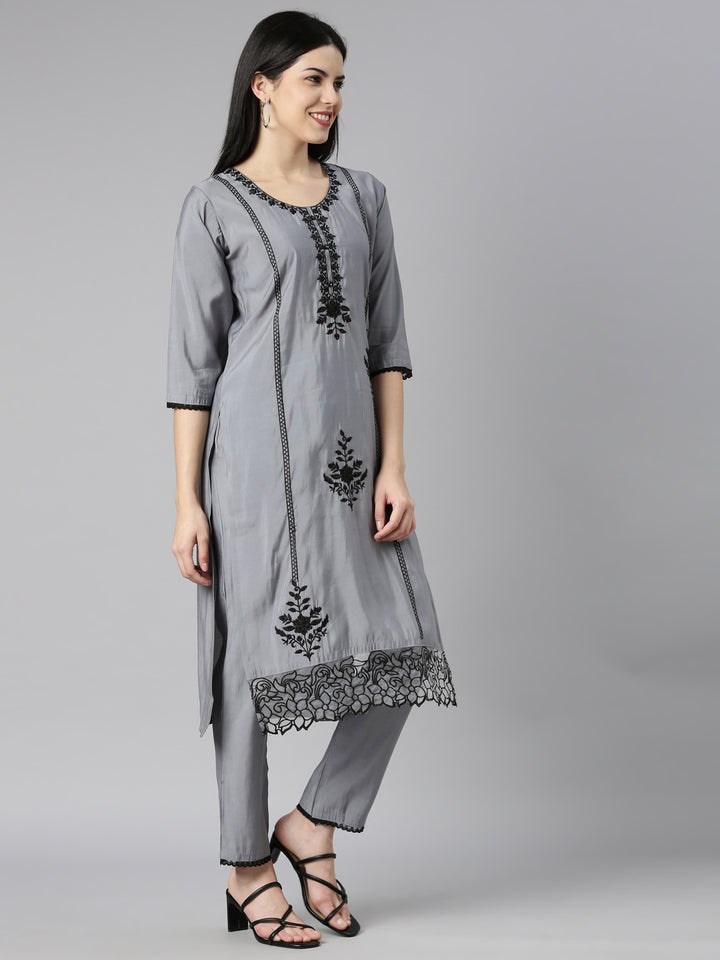 Neerus Grey printed floral kurta set with trouser and dupatta - back view