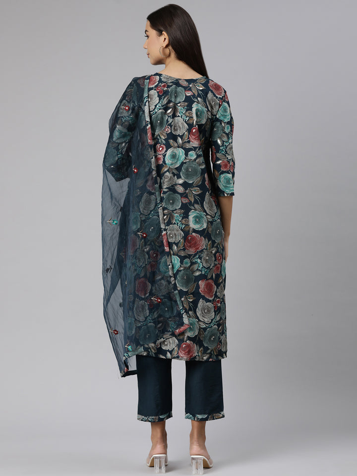 Neerus Green printed floral suit set straight kurta with trouser and dupatta - side view