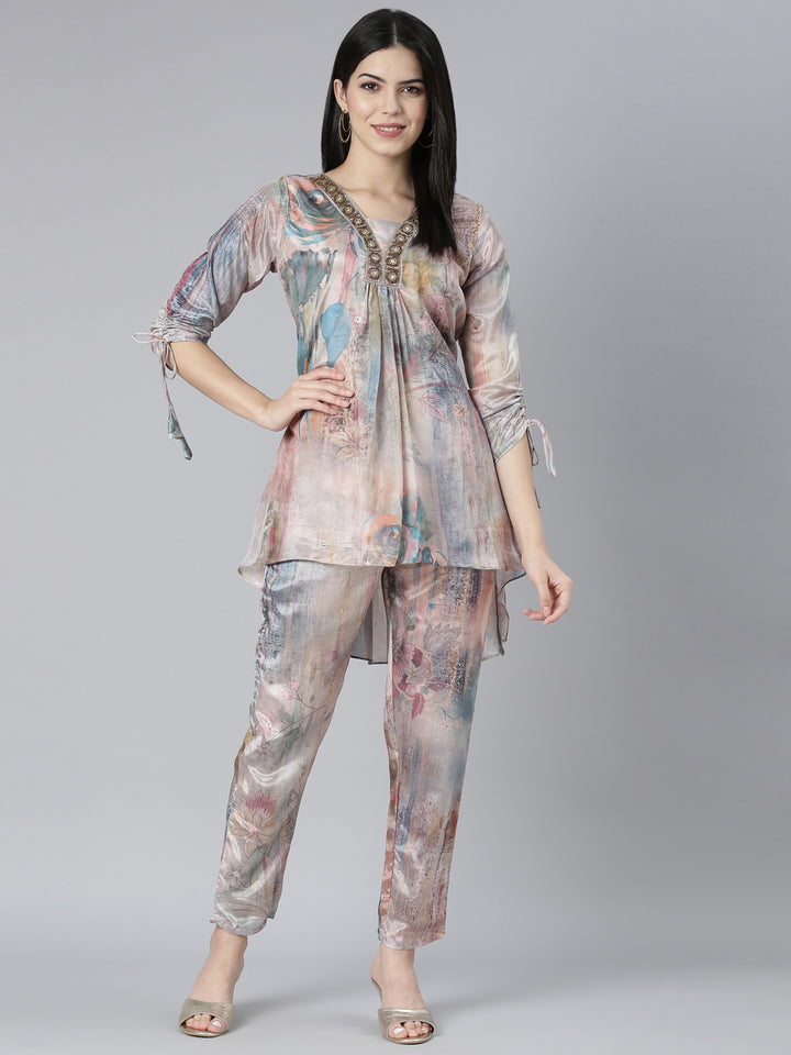 Neerus Multi floral printed high-low kurta set - detail view 2