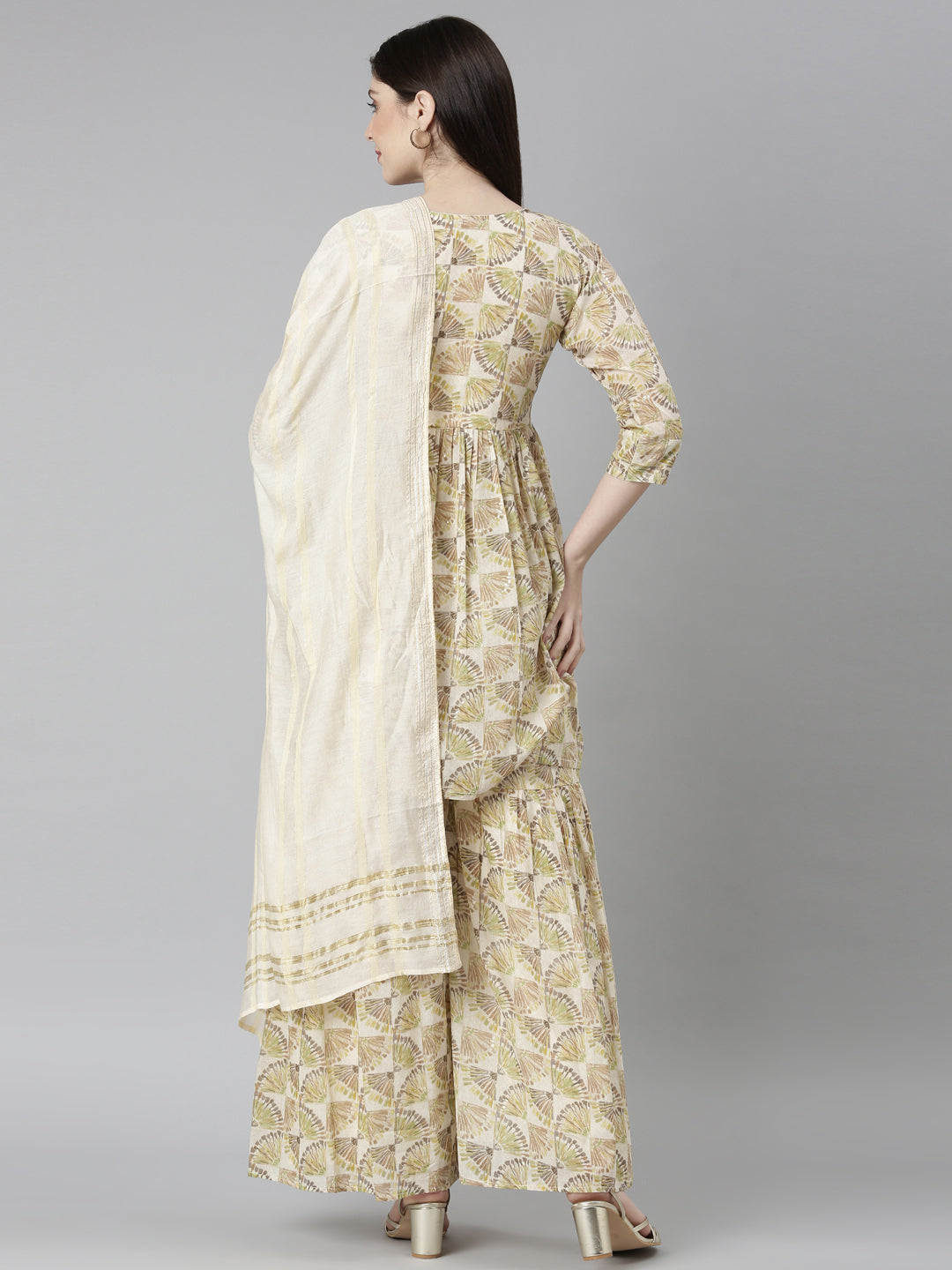 Neerus Green Regular Straight Tribal Kurta And Palazzos With Dupatta