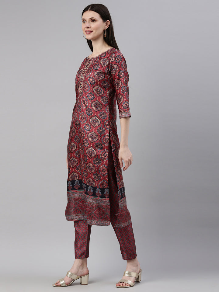 Neerus Maroon silk mirror work kurta set - back view