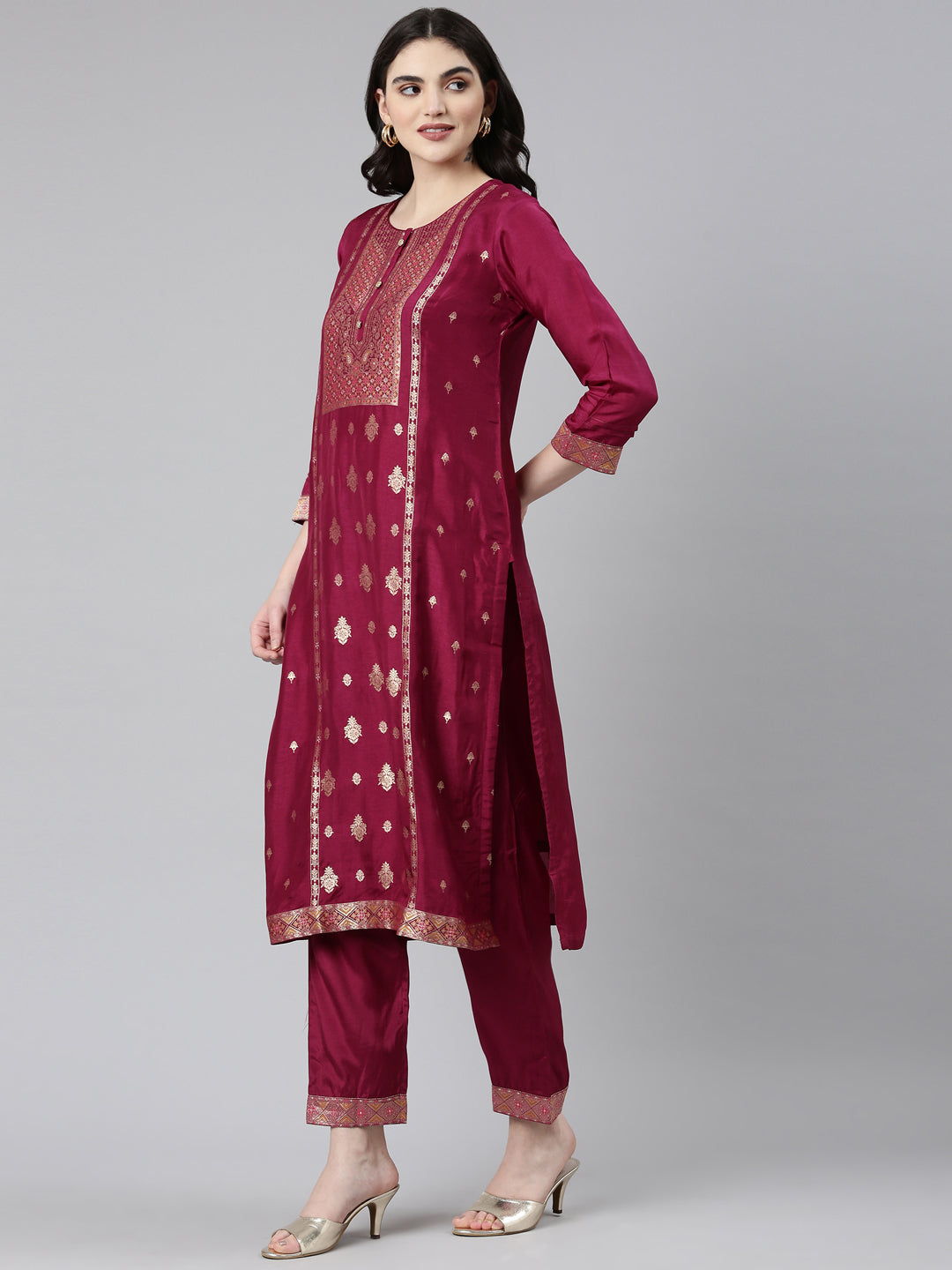 Neerus Maroon printed straight kurta set - back view