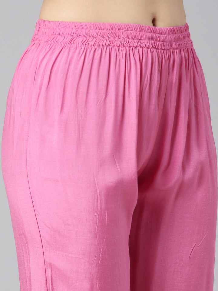 Neerus Pink printed floral kurta set with trouser and dupatta - detail view 3
