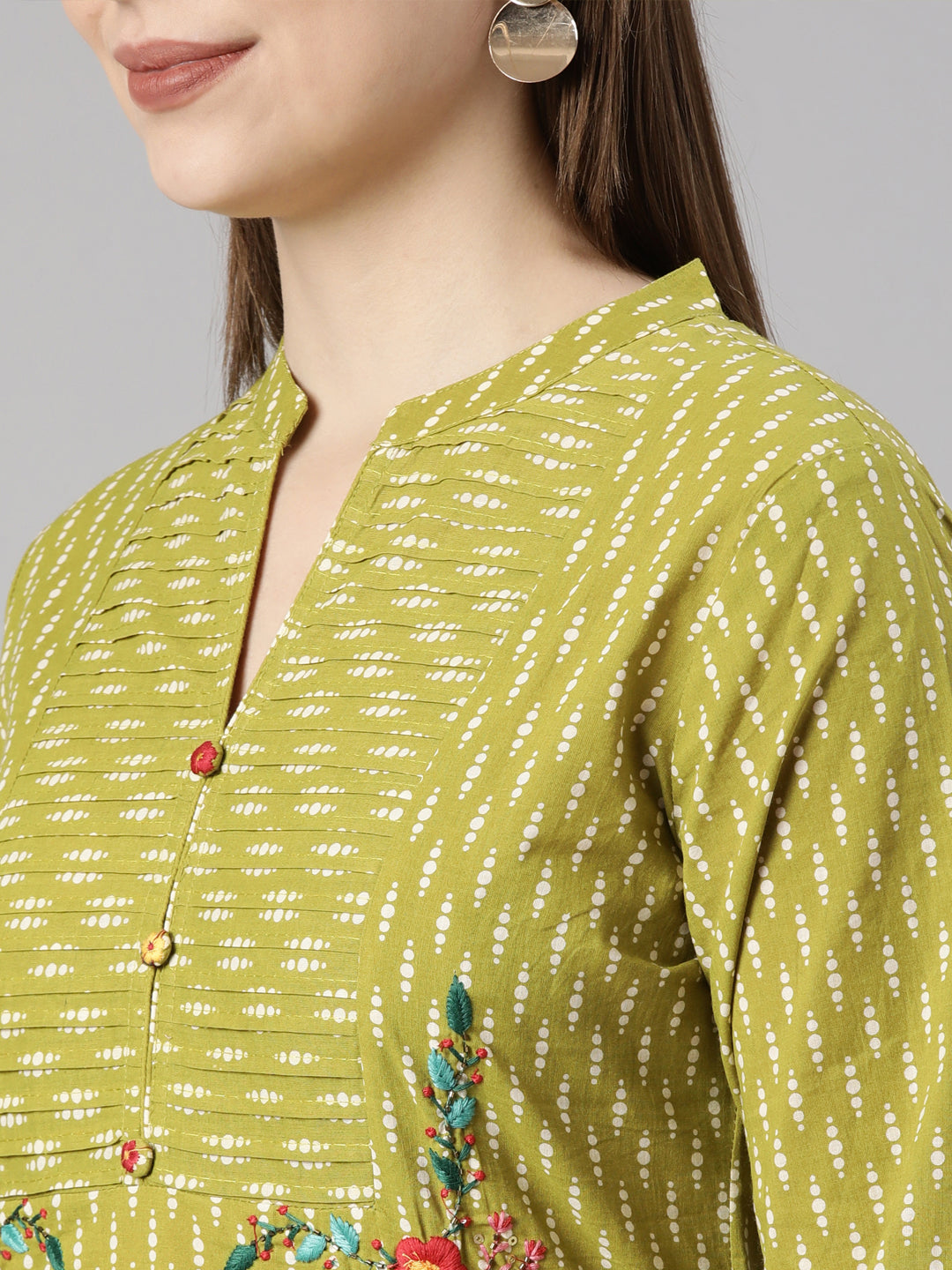 Neerus Green Regular Straight Chevron Kurta And  Trousers With Dupatta
