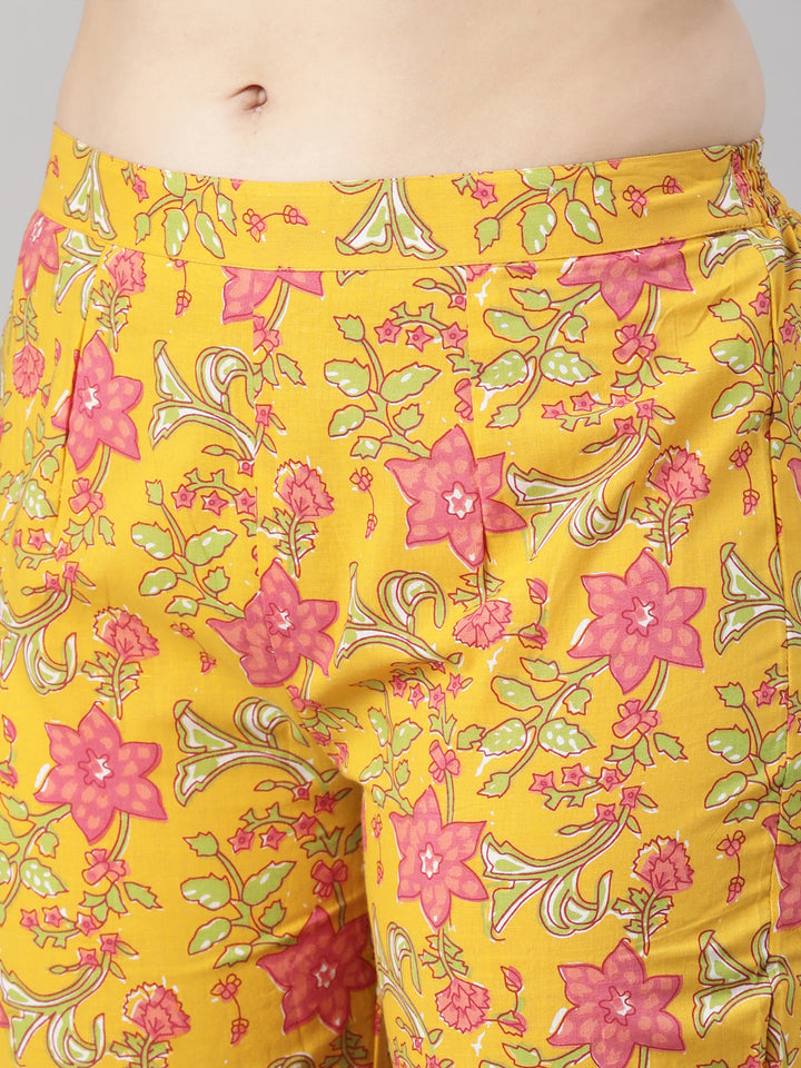 Neerus Green printed chevron suit set - detail view 2