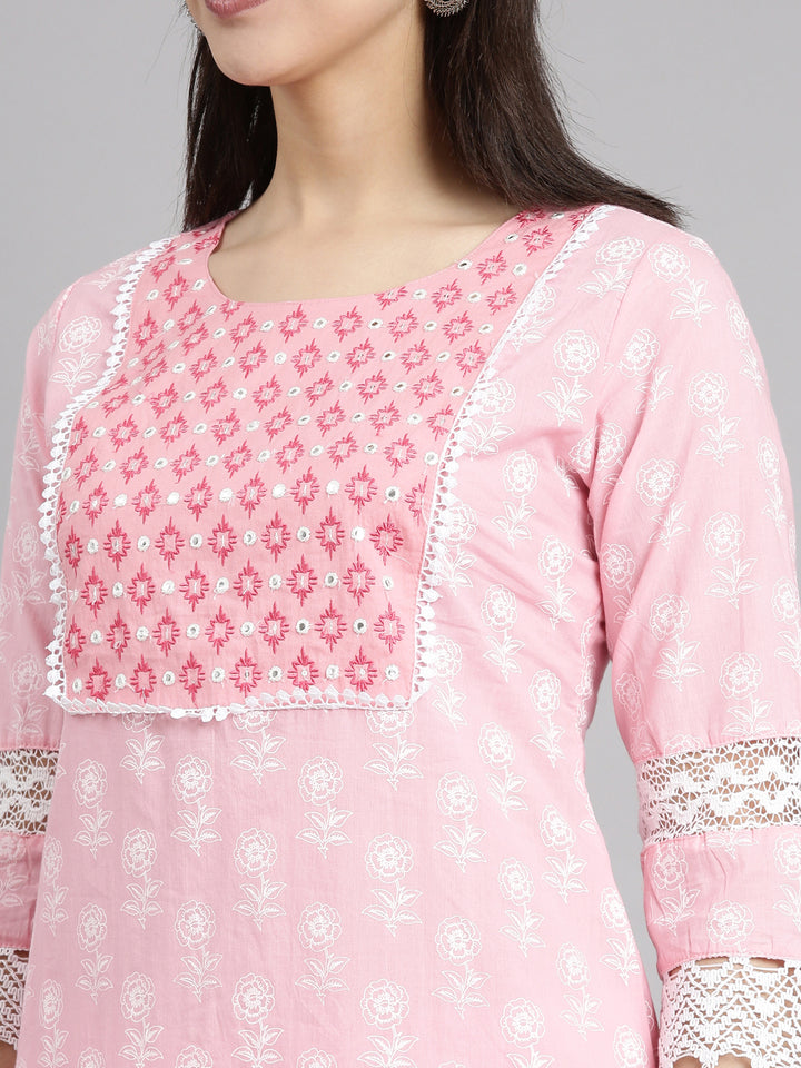 Neerus Pink Regular Straight Floral Kurta And  Trousers With Dupatta