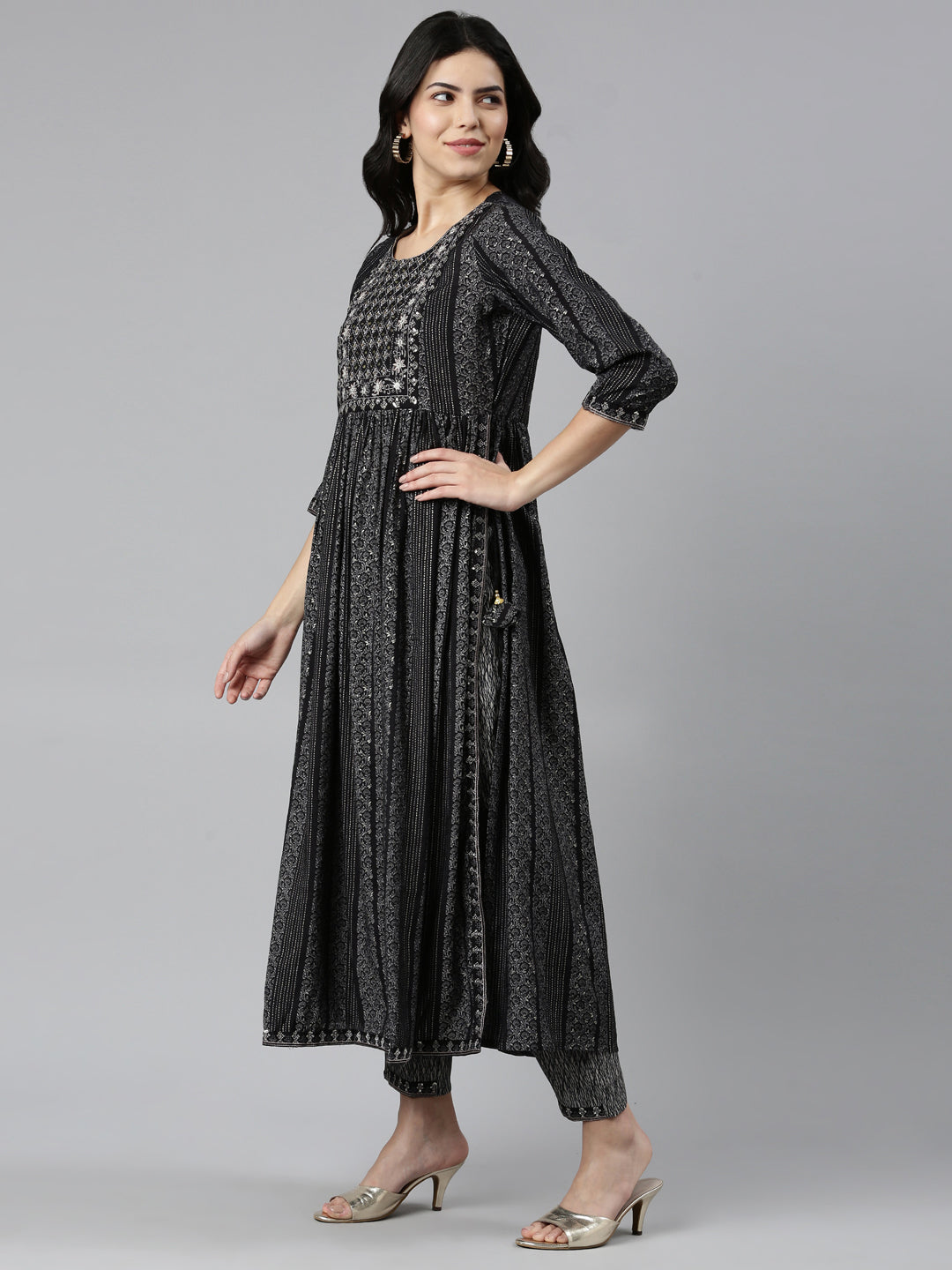 Neerus Black printed Nyra cut kurta set - back view