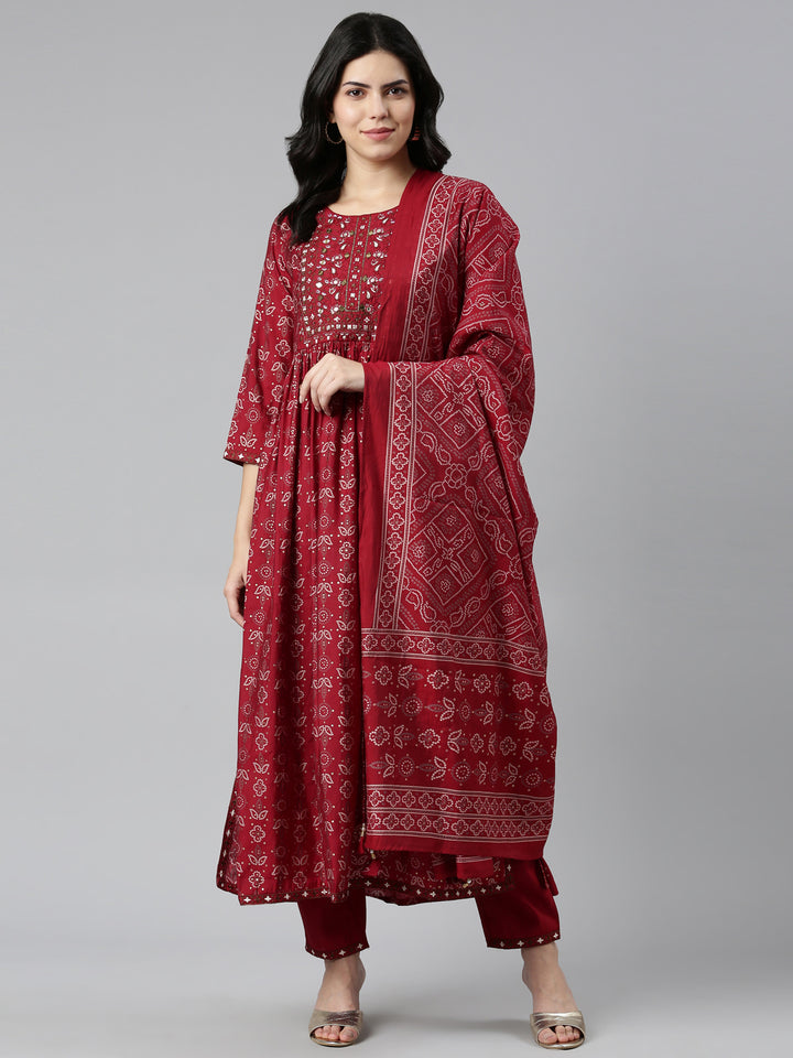 Neerus Maroon printed Nyra cut kurta set - detail view 2