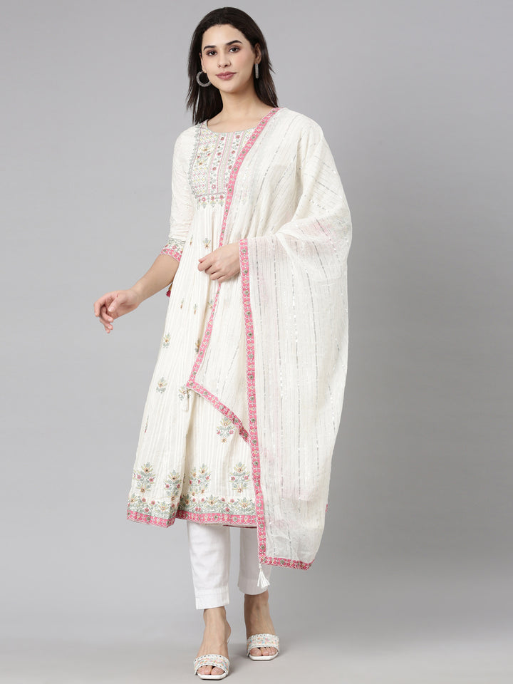 Neerus Cream Regular Straight Floral Kurta And  Trousers With Dupatta