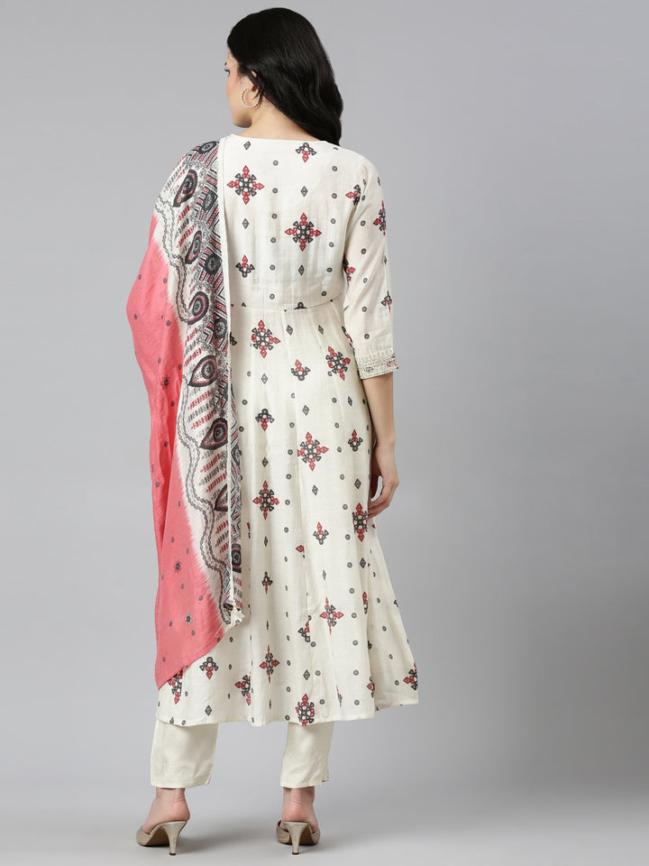 Neerus White printed straight kurta set with dupatta - side view