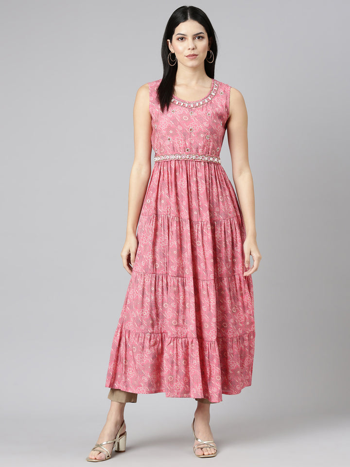 Neerus Pink printed straight gown - detail view 2