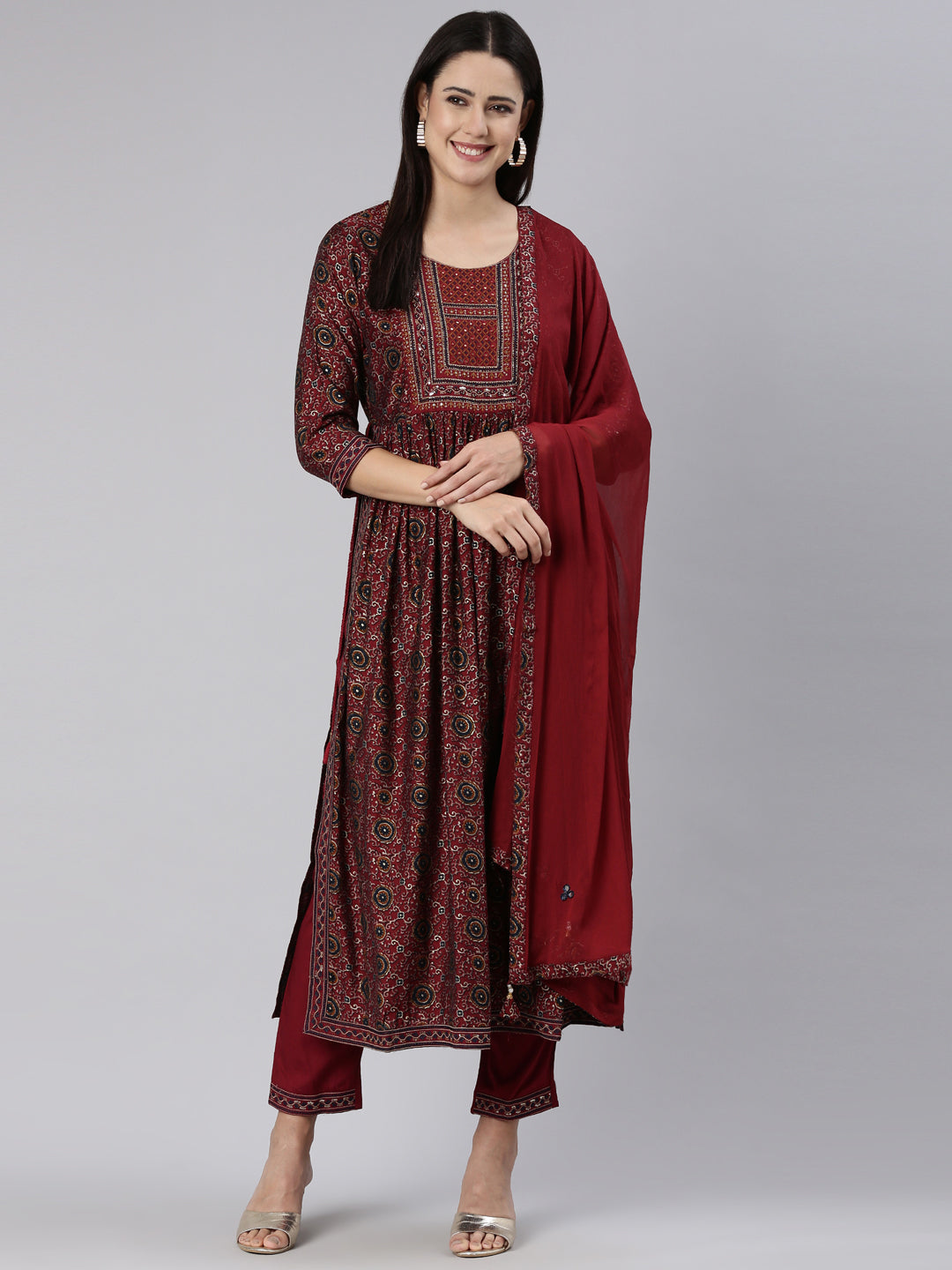 Neerus Maroon printed straight kurta set - detail view 2