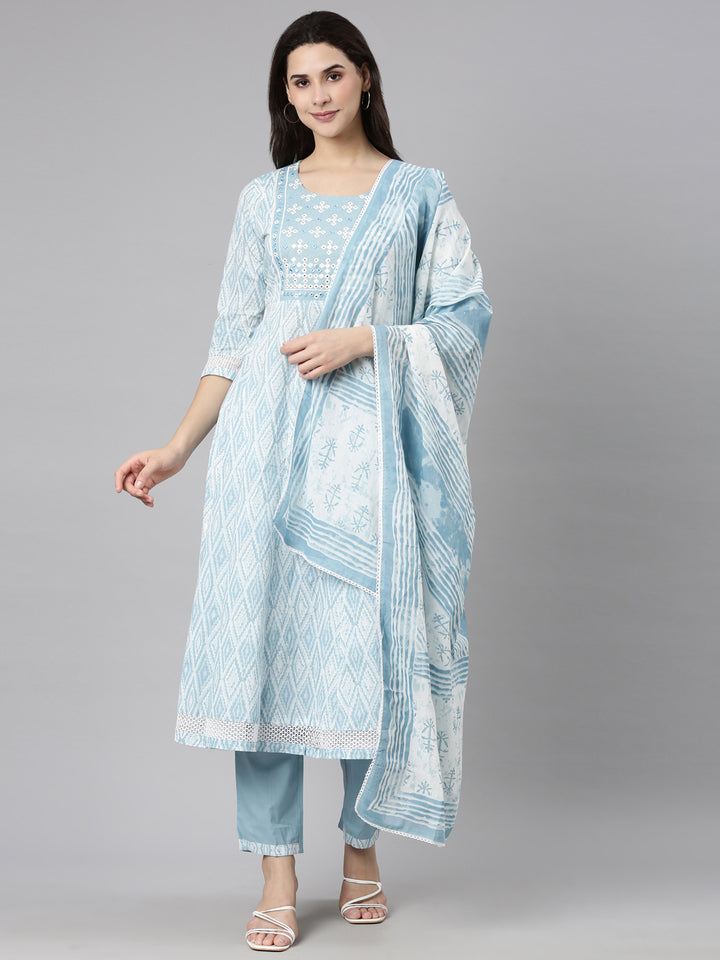 Neerus Blue printed chevron straight suit set - front view
