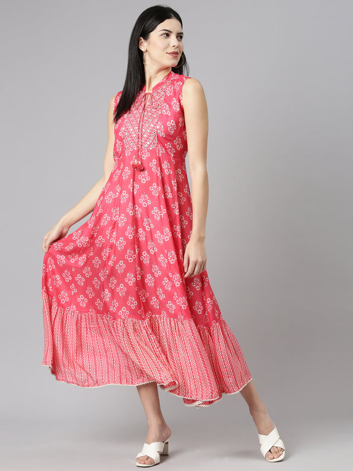 Neerus Pink Straight Casual Printed Dress