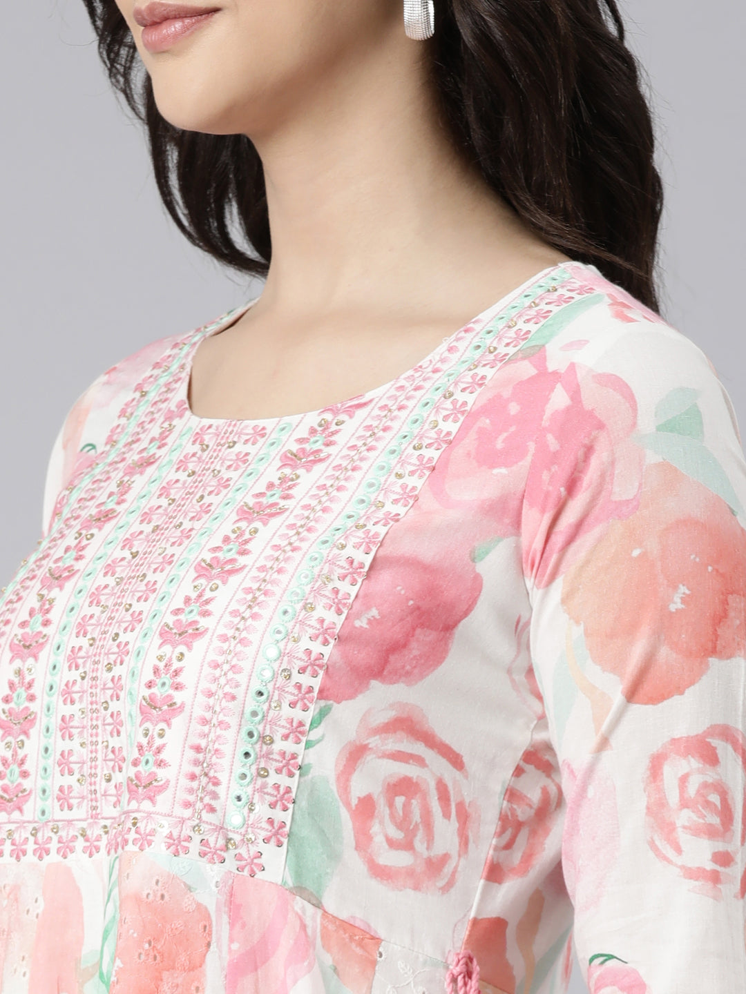 Neerus White cotton printed straight suit set - detail view 1