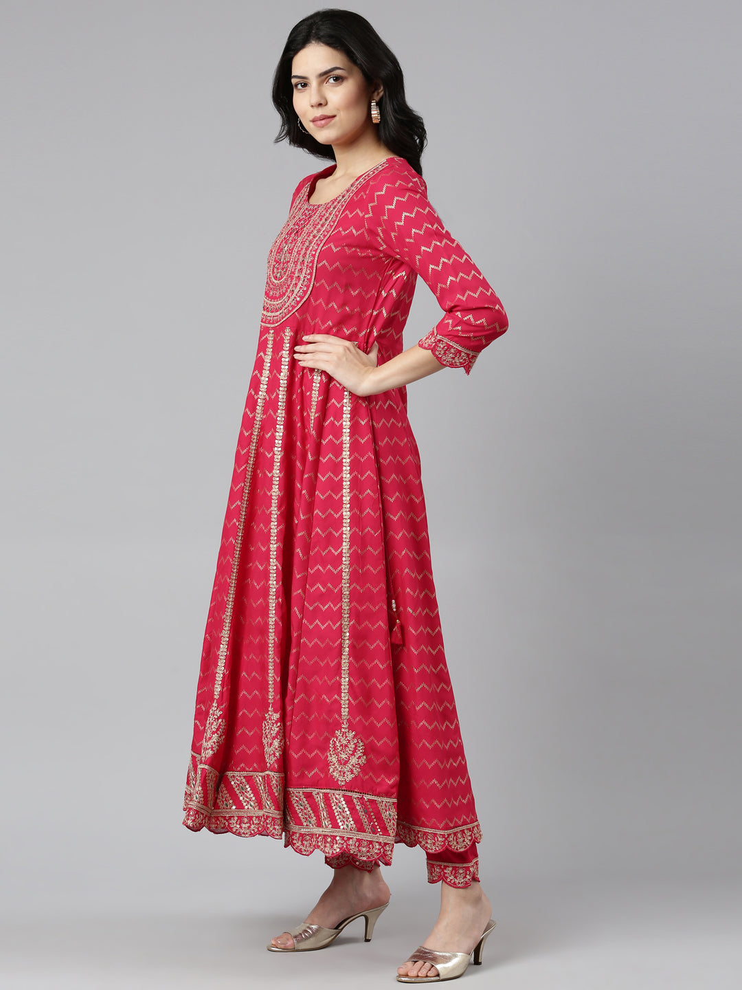 Neerus Pink printed straight kurta set with trouser and dupatta - back view