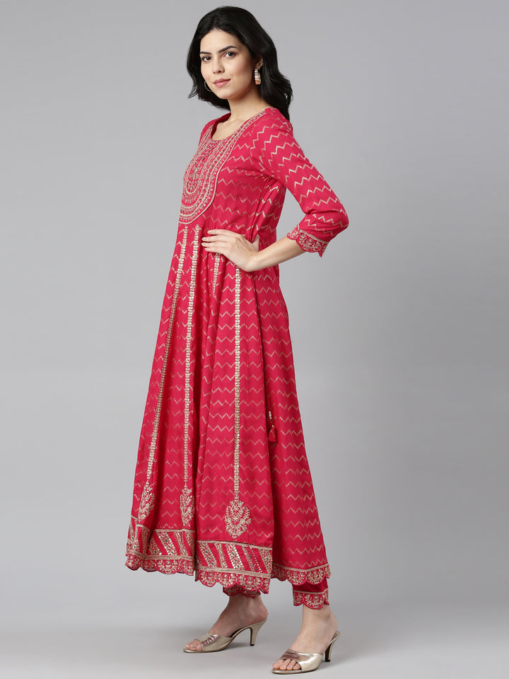 Neerus Pink printed straight kurta set with trouser and dupatta - back view