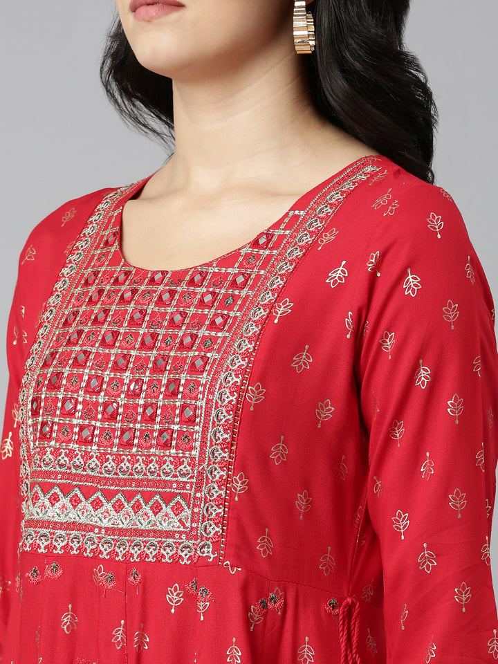 Neerus Red Regular Straight Printed Kurta And Trousers With Dupatta