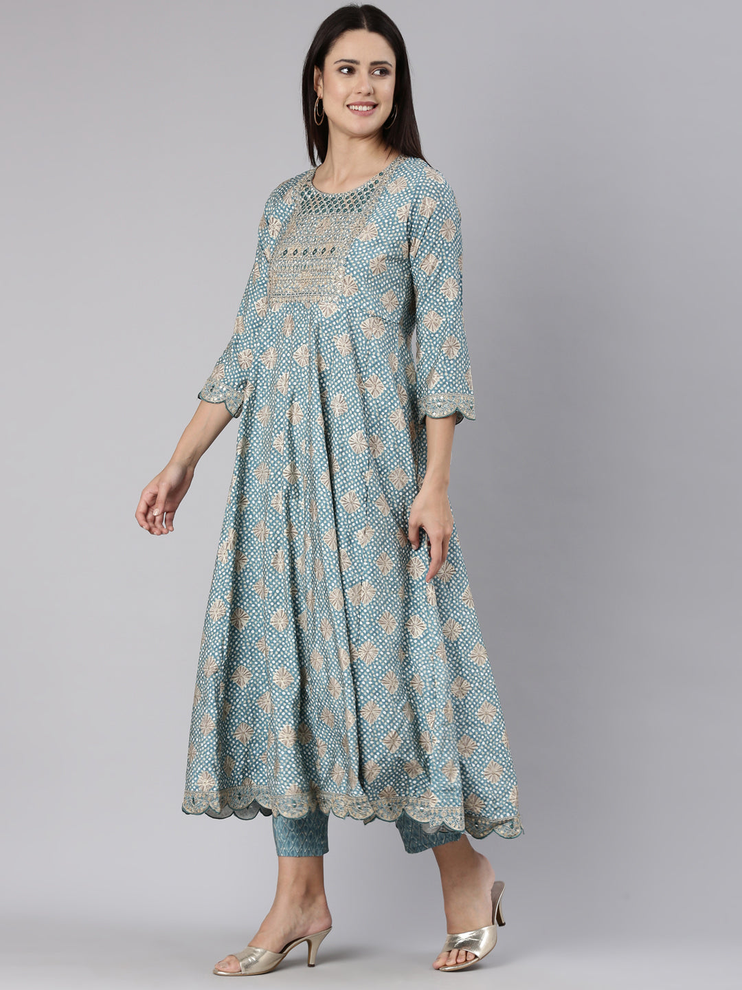 Neerus Blue Shantoon straight kurta set yoke design - back view