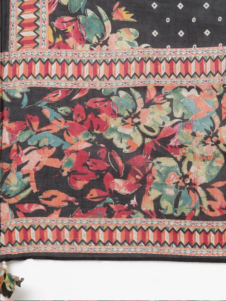 Neerus Black floral printed straight kurta set - detail view 4