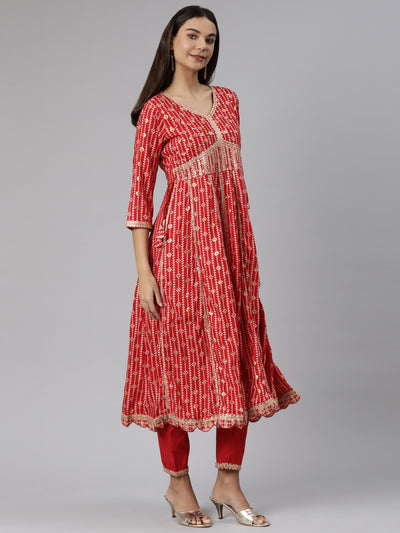 Neeru's Red Regular Straight Floral Kurta And Trousers With Dupatta