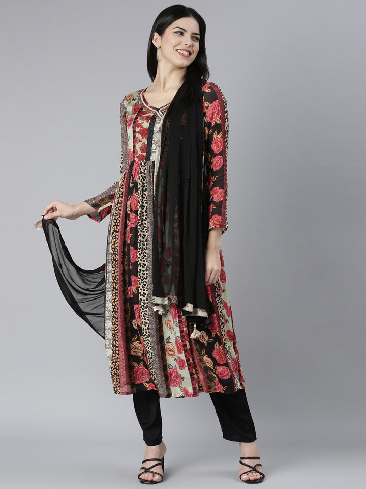 Neerus Multi crepe printed kurta set with trouser and dupatta - detail view 2