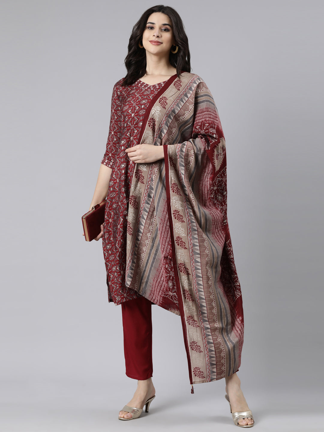 Neerus Maroon Printed Floral Suit Set - detail view 2