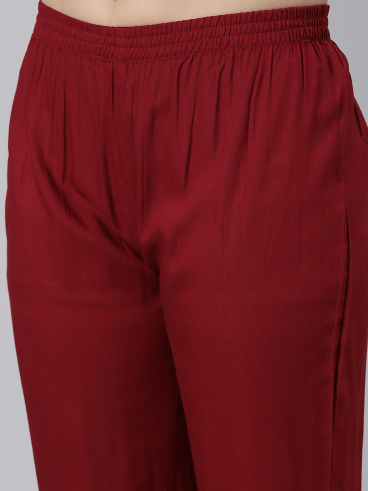 Neerus Maroon Printed Floral Suit Set - detail view 3