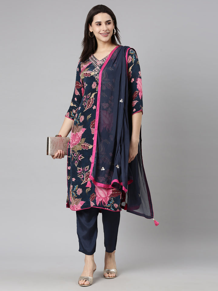 Neerus Blue rayon printed suit set - detail view 2