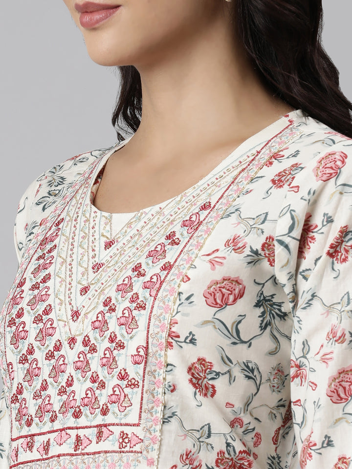 Neerus White printed straight suit set panelled kurta with trousers and dupatta - detail view 2
