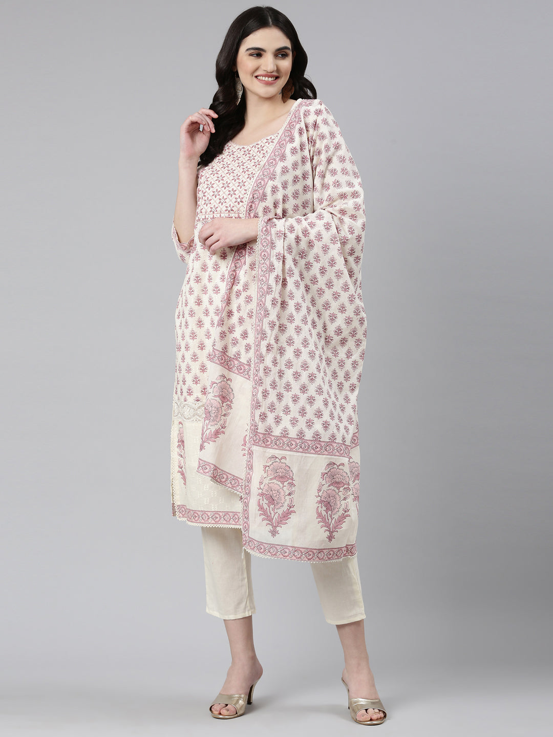 Neerus White cotton printed kurta set with dupatta - detail view 2