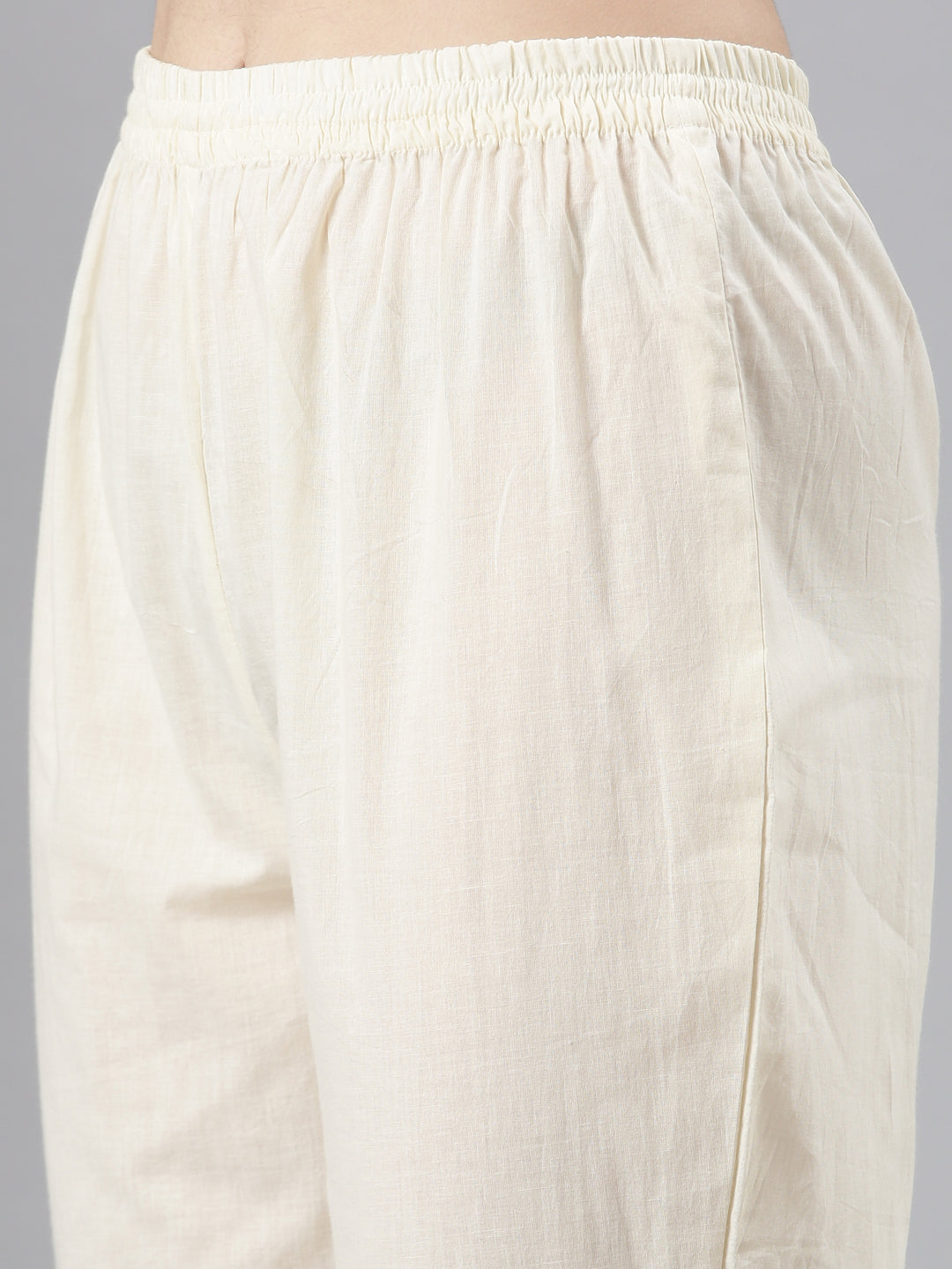 Neerus White cotton printed kurta set with dupatta - detail view 3