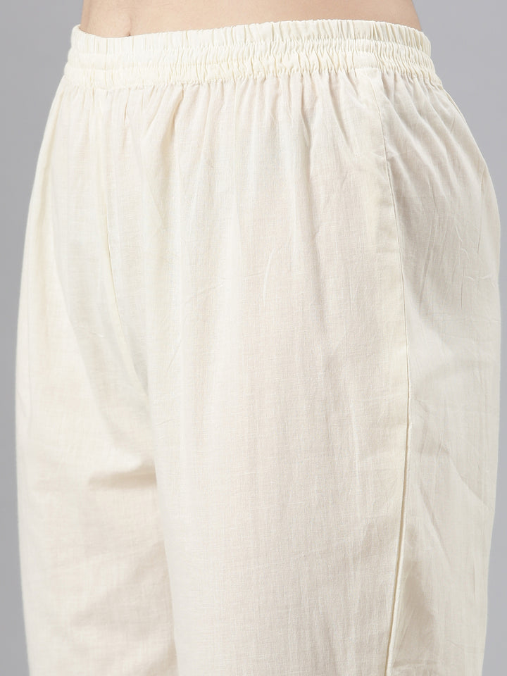 Neerus White cotton printed kurta set with dupatta - detail view 3
