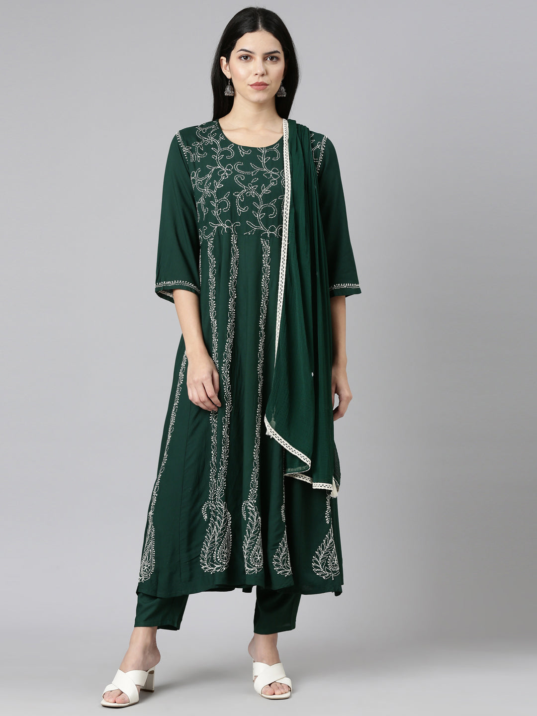 Neerus Green embroidered straight kurta set with dupatta - front view