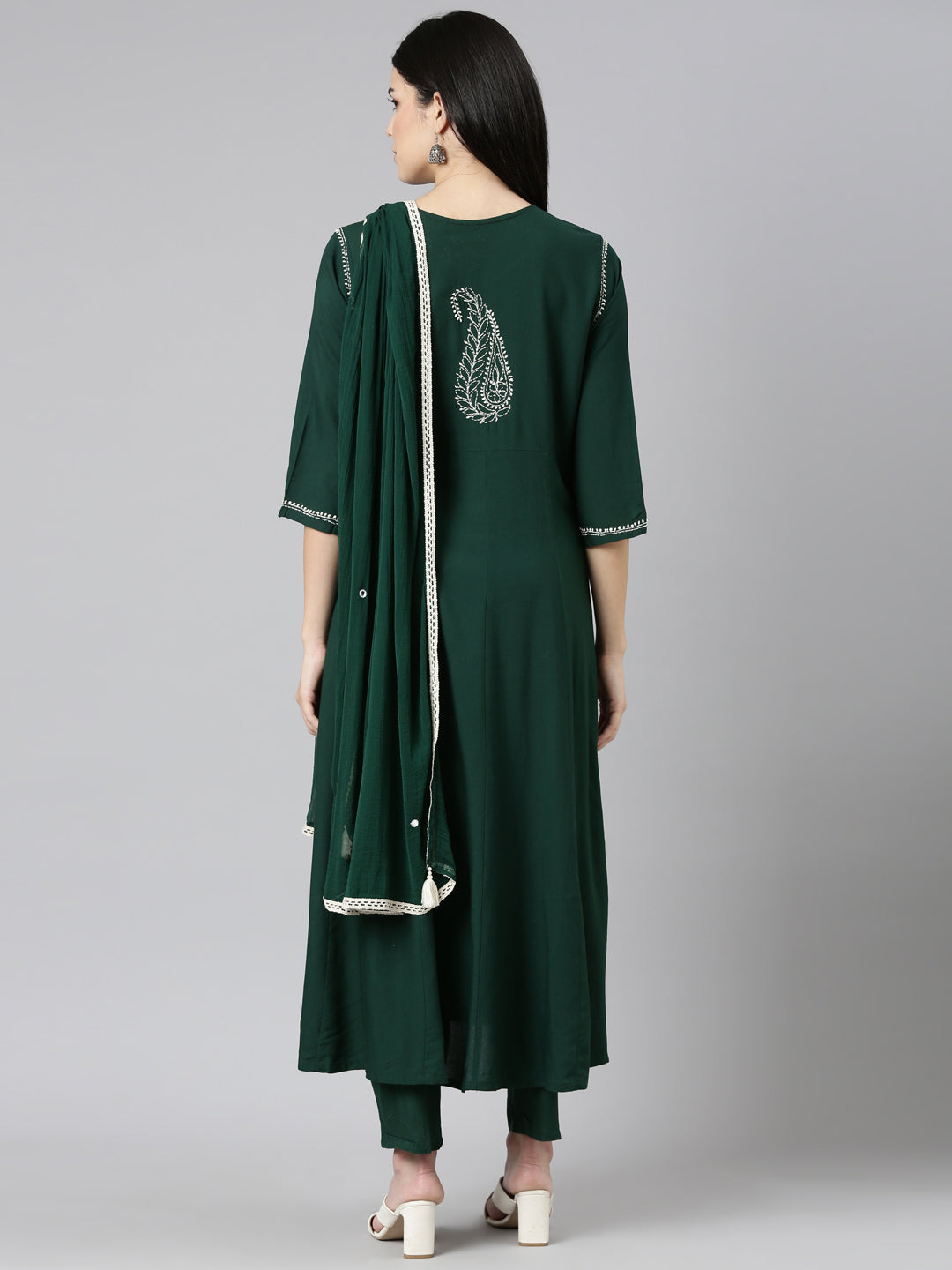 Neerus Green embroidered straight kurta set with dupatta - side view