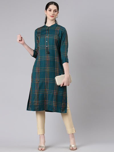 Neerus Green Straight Casual Striped Panelled Kurtas