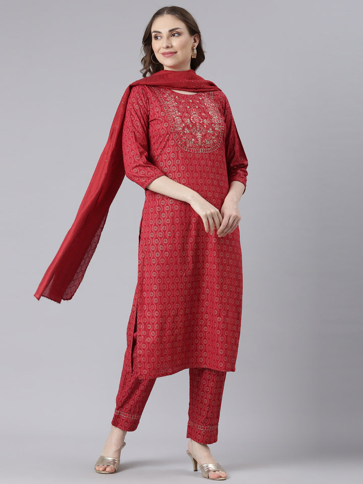 Neerus Red slub cotton printed suit set - detail view 3